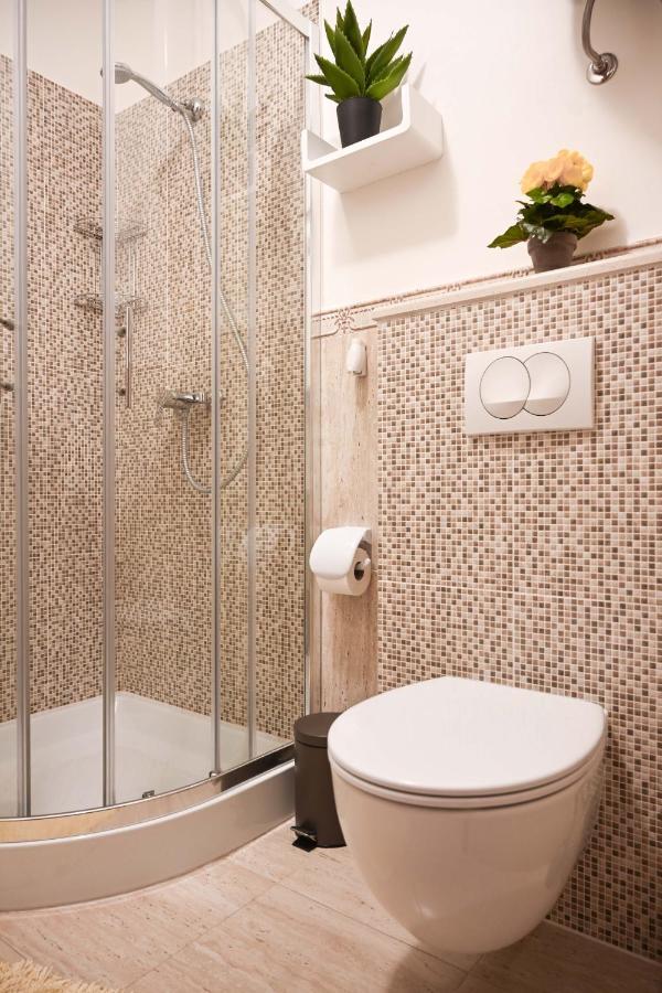 Alda-App Apartamento Funtana Exterior foto