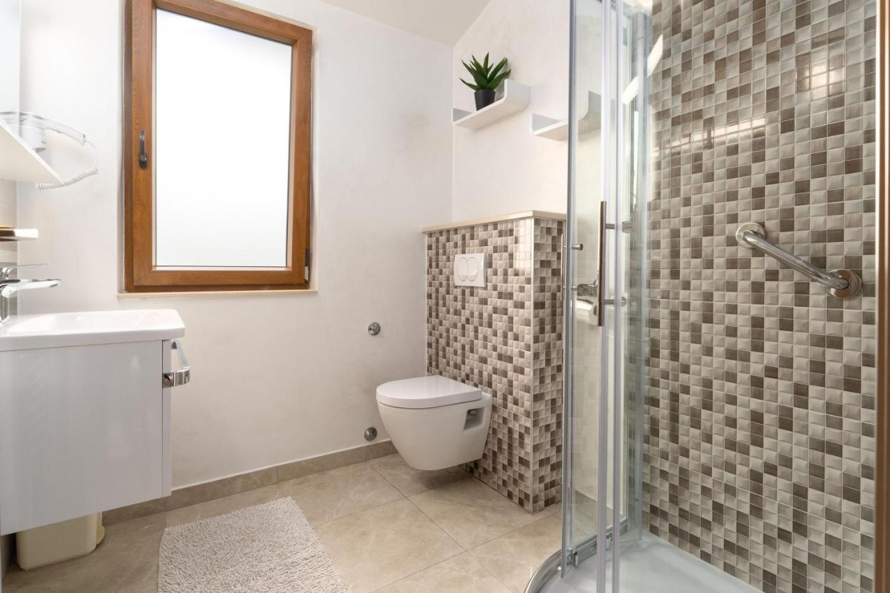 Alda-App Apartamento Funtana Exterior foto