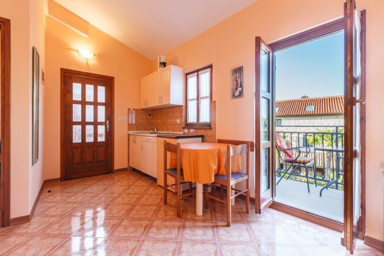 Alda-App Apartamento Funtana Exterior foto